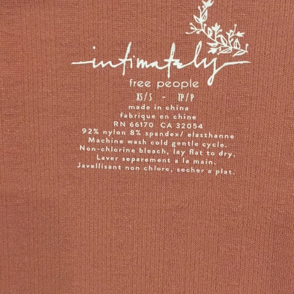 FREE PEOPLE Scoop Neck Shimmer Ribbed Sleeve Top - Picture 2 of 10